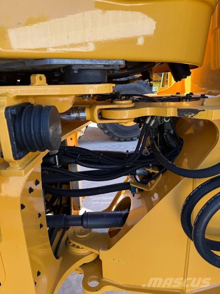 Volvo L 120 F Kolesni nakladalci