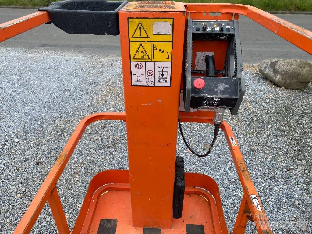 JLG 1230 ES Vertikalna dvigala