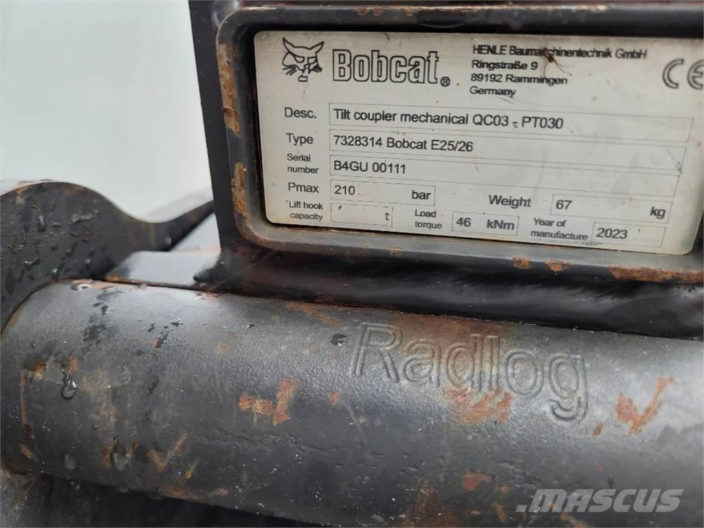 Bobcat E27 Mini bagri <7t