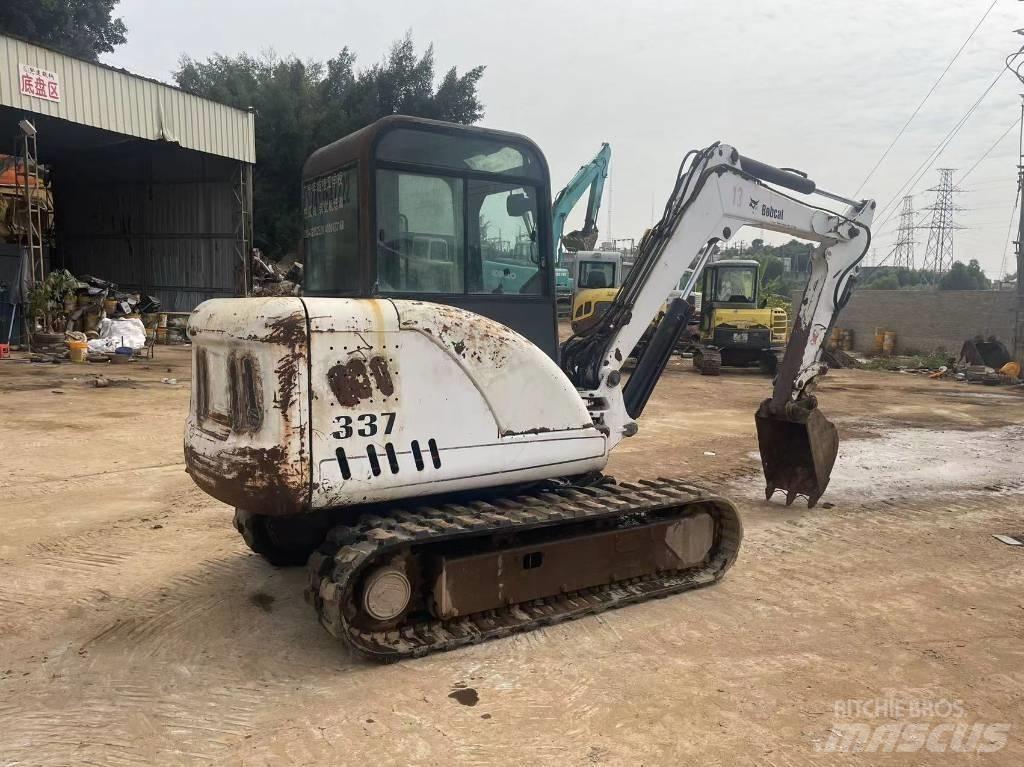 Bobcat 337 Mini bagri <7t