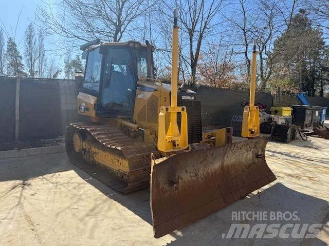 CAT D 3 K LGP Buldožerji goseničarji