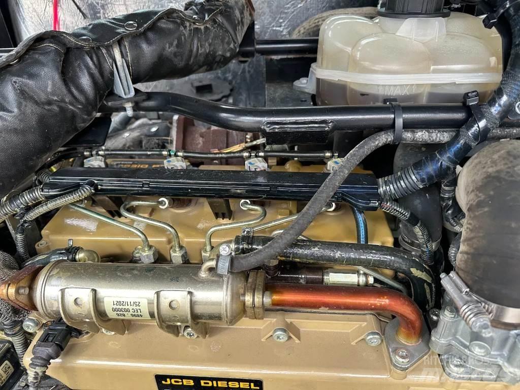 JCB TM220 SV A Teleskopski kolesni nakladalci