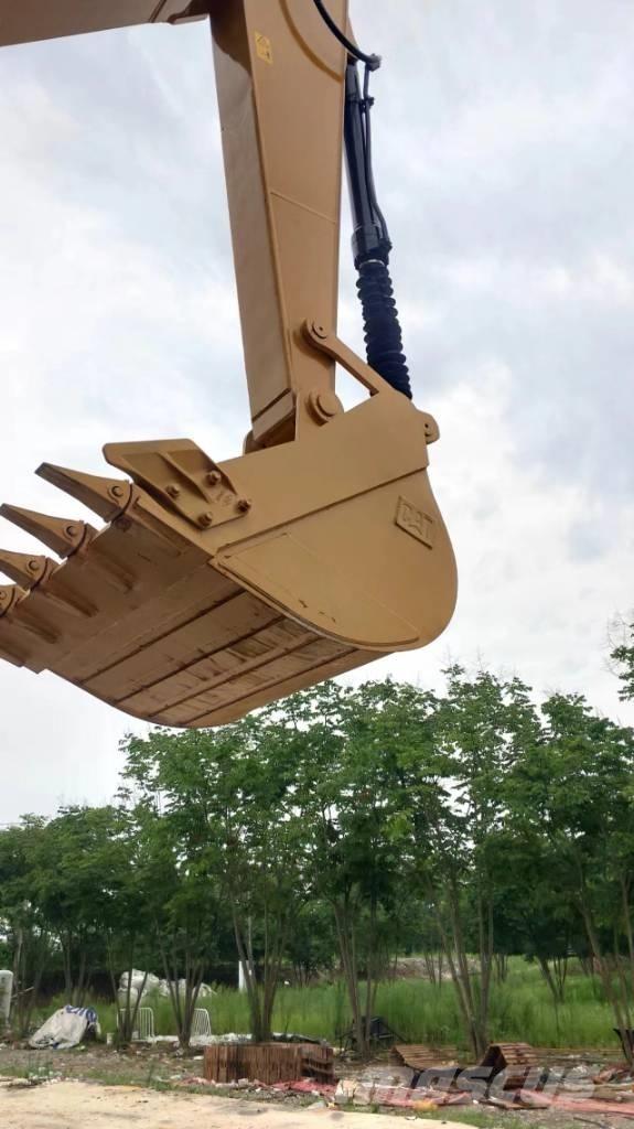 CAT 320D2 Bagri goseničarji