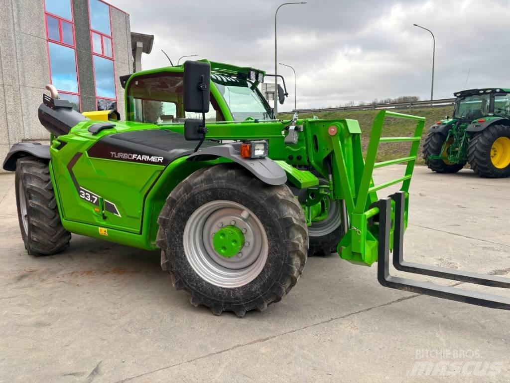 Merlo TF33.7 Kmetijski teleskopski nakladalci