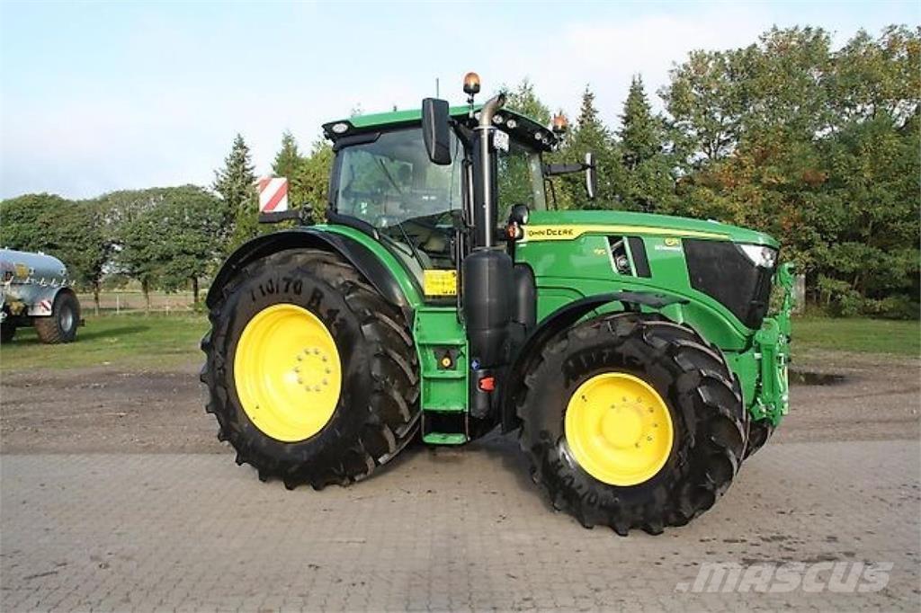 John Deere 6R195 Traktorji