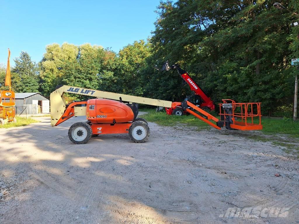 JLG 600AJ Zglobne dvižne ploščadi