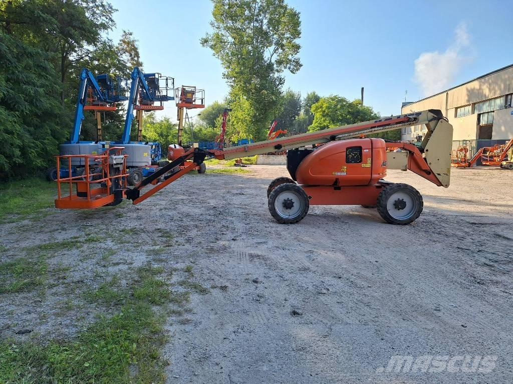 JLG 600AJ Zglobne dvižne ploščadi