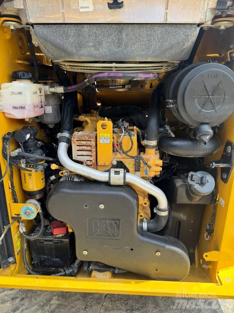CAT 259D3 Skid steer mini nakladalci