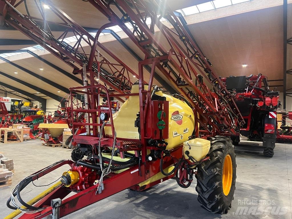 Hardi Commander 2800 Vlečne škropilnice