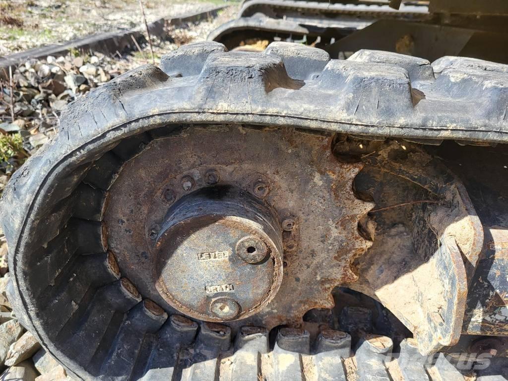 Komatsu PC24MR-5 Mini bagri <7t