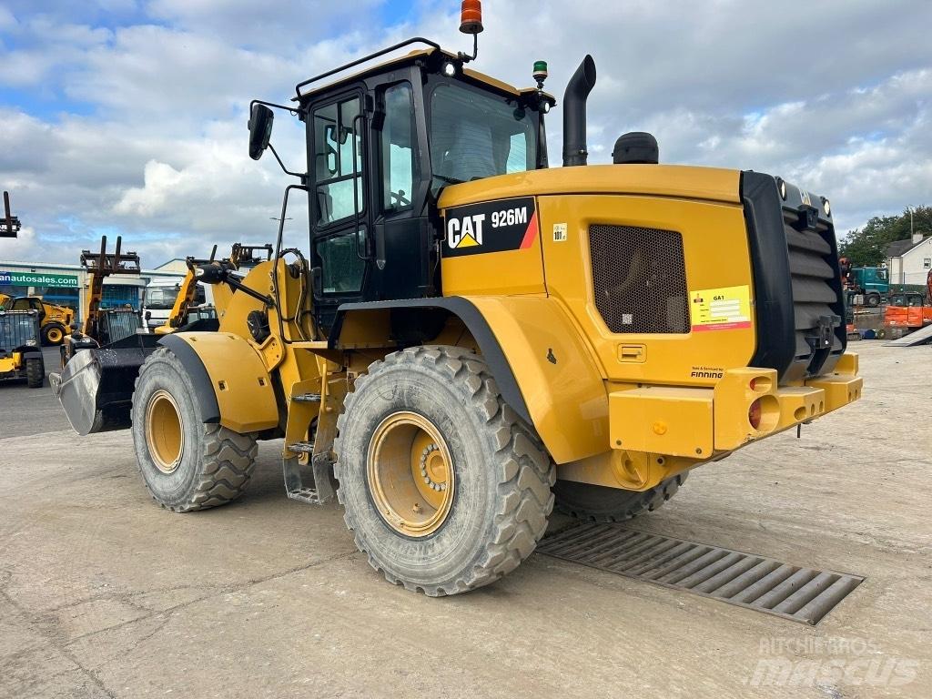 CAT 926 M ( USA Built ) Kolesni nakladalci