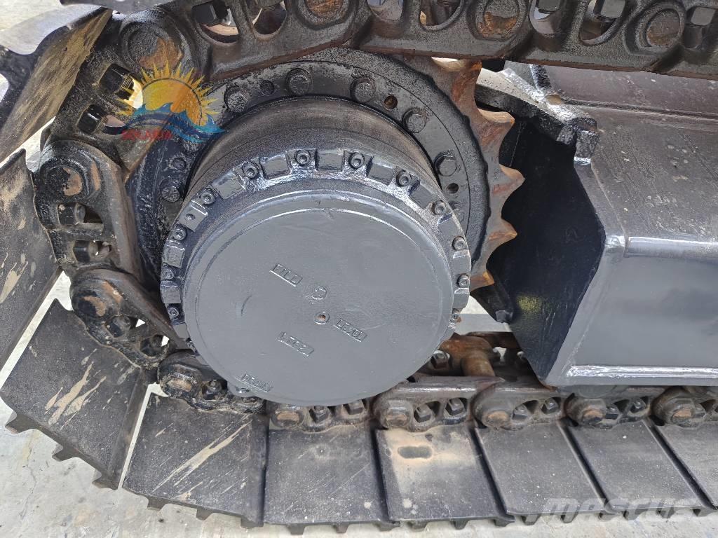 Doosan DX 300 LC Bagri goseničarji