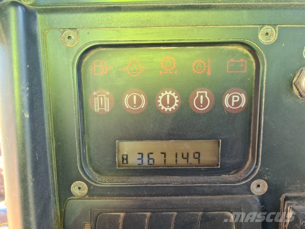 CAT D 6 N XL Buldožerji goseničarji