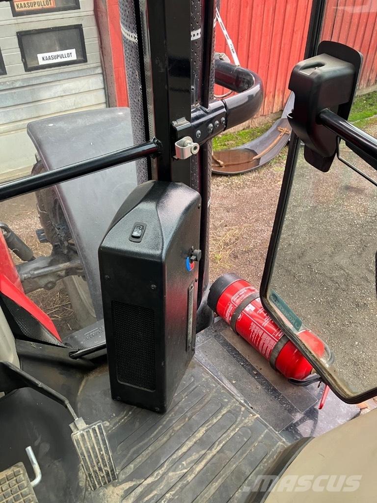 Massey Ferguson 7726 Traktorji