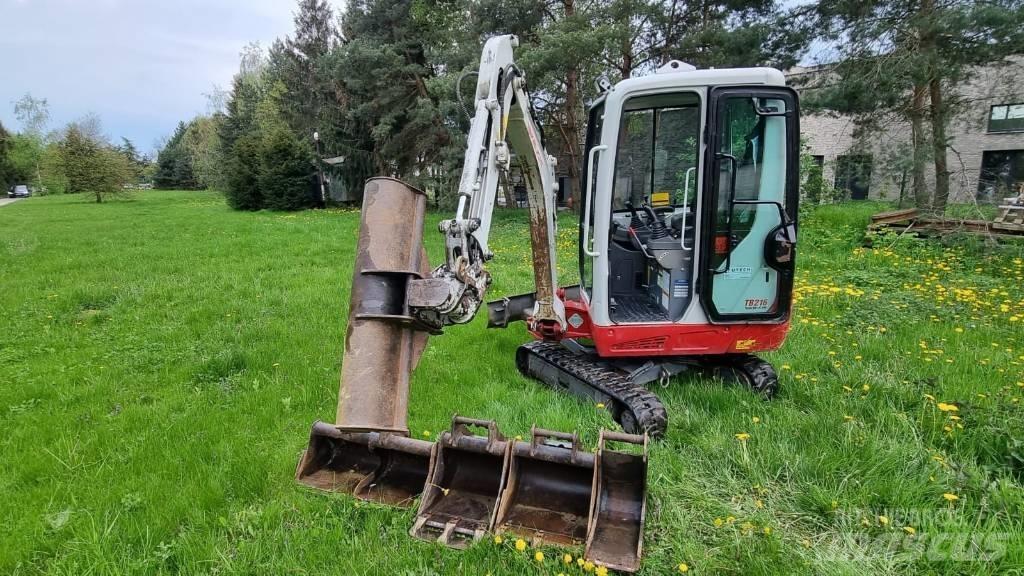 Takeuchi TB216 V4 Mini bagri <7t