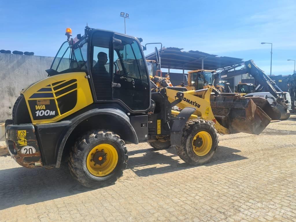 Komatsu WA 100 M Kolesni nakladalci