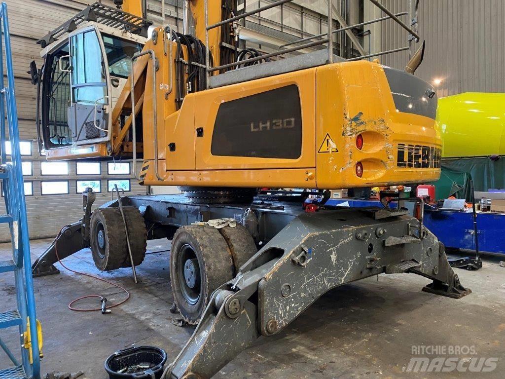 Liebherr LH 30 M Bagri za prekladanje primarnih/sekundarnih surovin