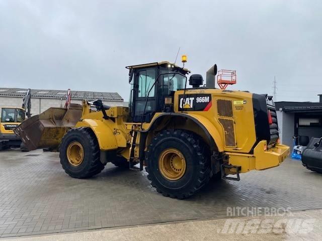 CAT 966 M Kolesni nakladalci