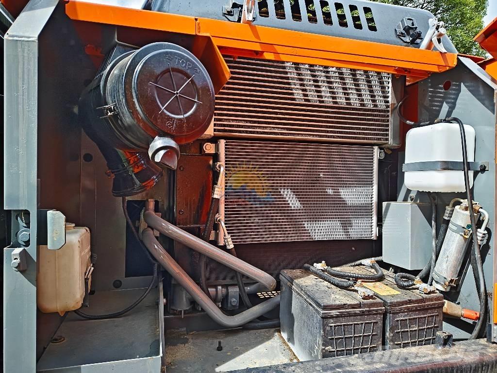 Hitachi ZX 130 Bagri goseničarji