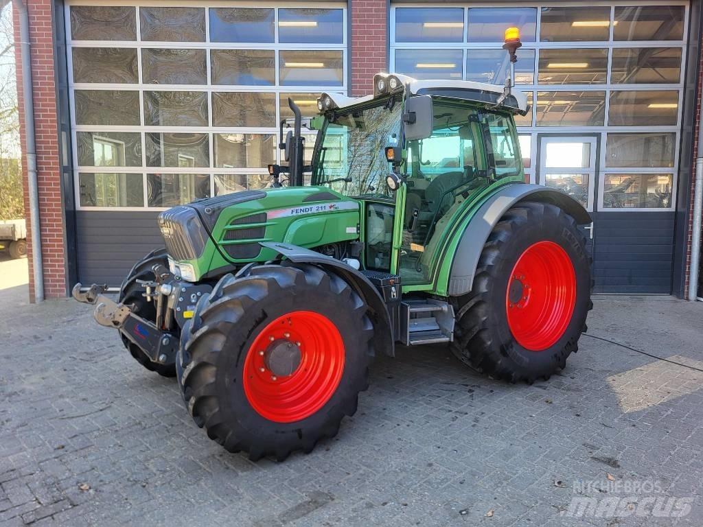 Fendt 211 Vario TMS Traktorji