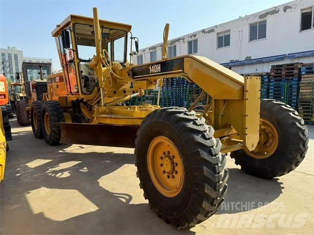 CAT 140 H VHP Grederji