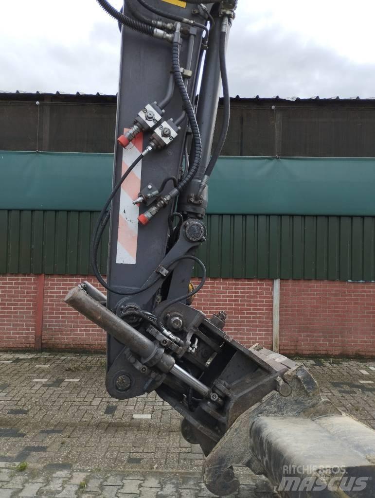 Volvo EW 140 C Bagri na kolesih