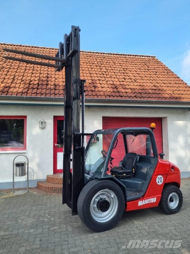 Manitou MSI 25 T Terenski viličar
