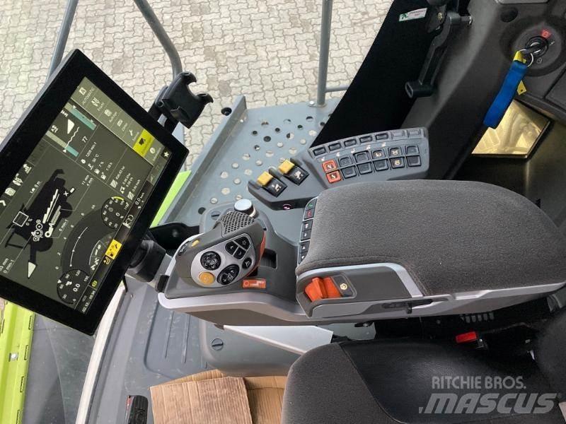 CLAAS LEXION 5400 Kombajni