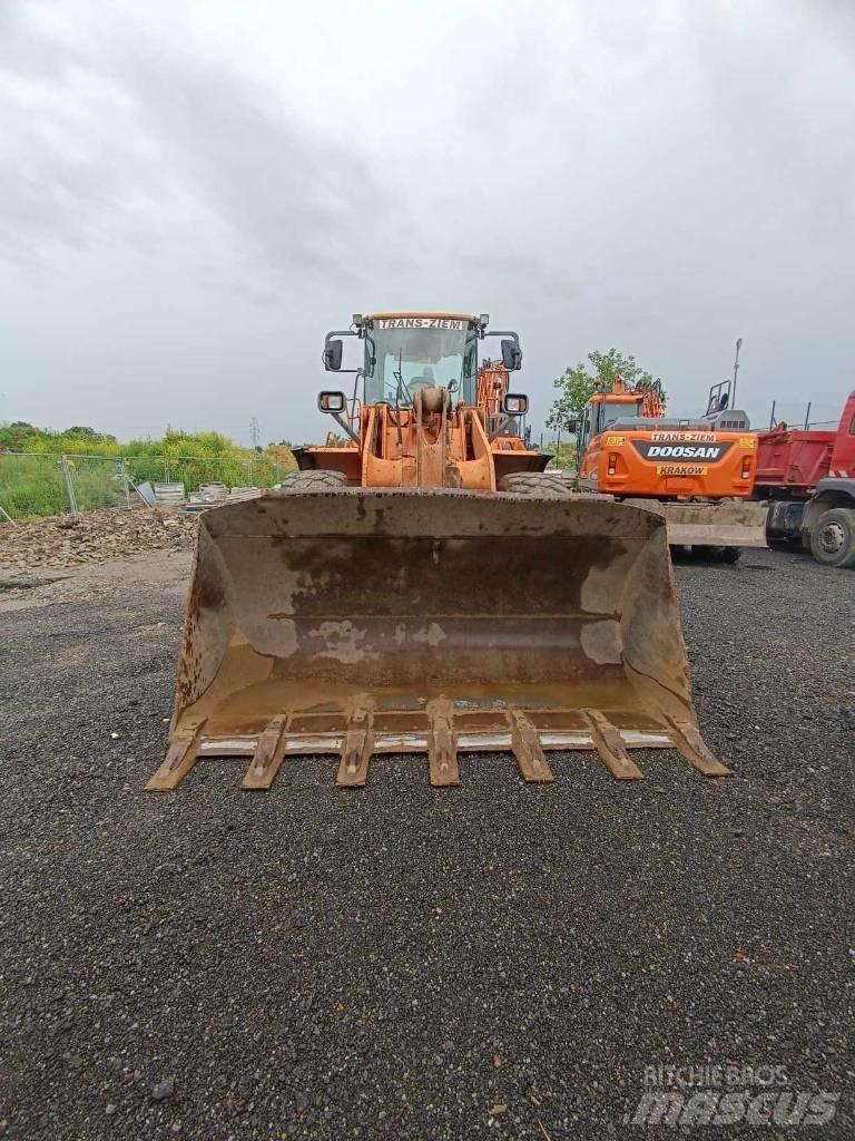 Doosan DL 350 Kolesni nakladalci