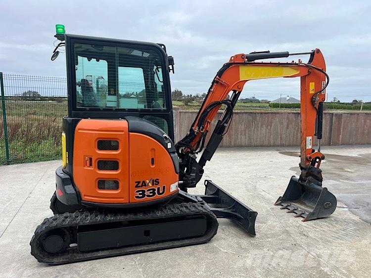 Hitachi ZX33U-5CLR Mini bagri <7t