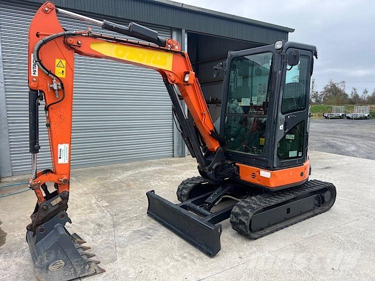 Hitachi ZX33U-5CLR Mini bagri <7t