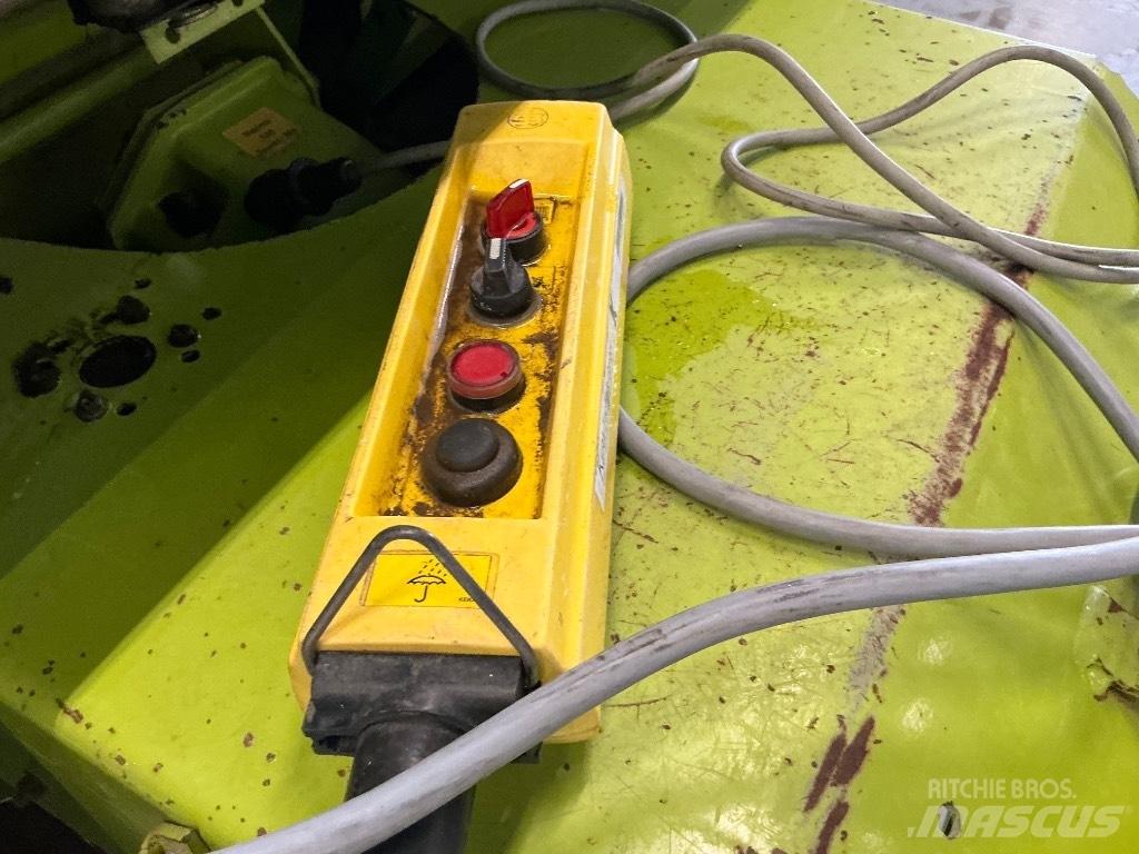 CLAAS Rollant 240 Balirke (okrogle bale)