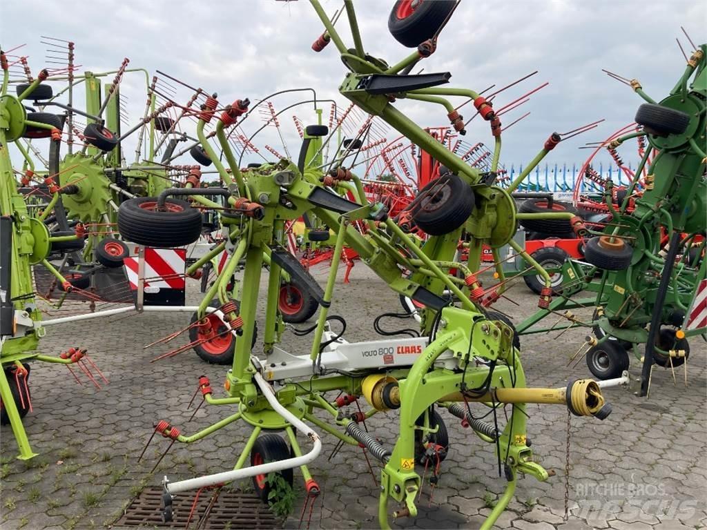 CLAAS Volto 800 Obračalniki in zgrabljalniki