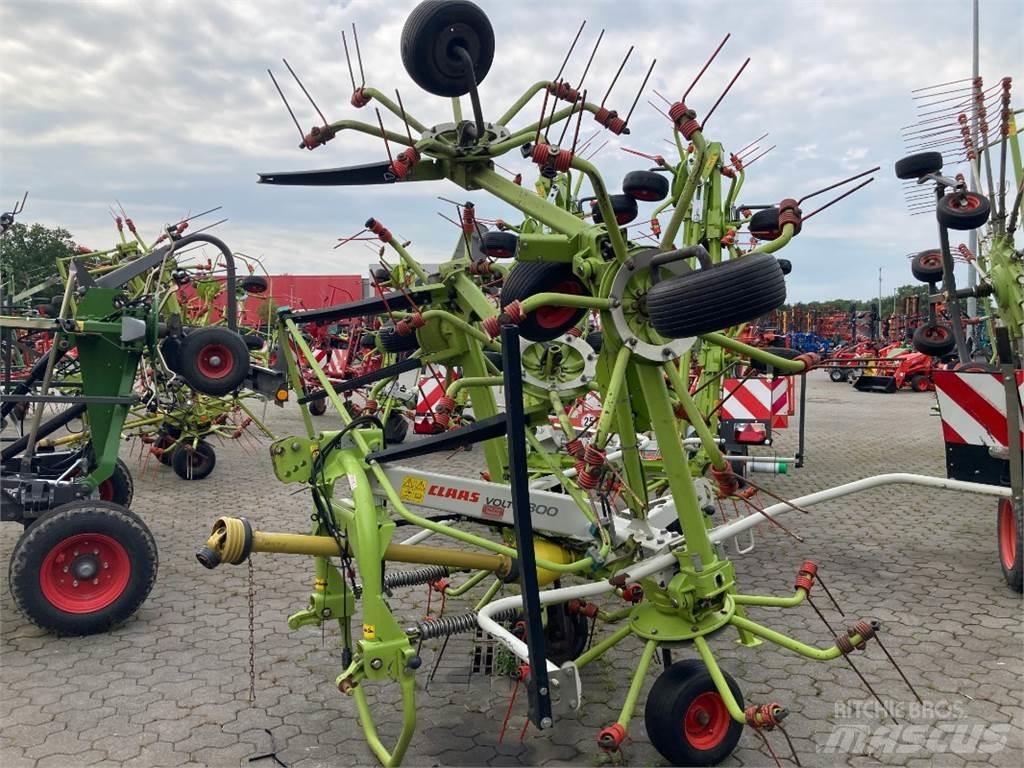 CLAAS Volto 800 Obračalniki in zgrabljalniki
