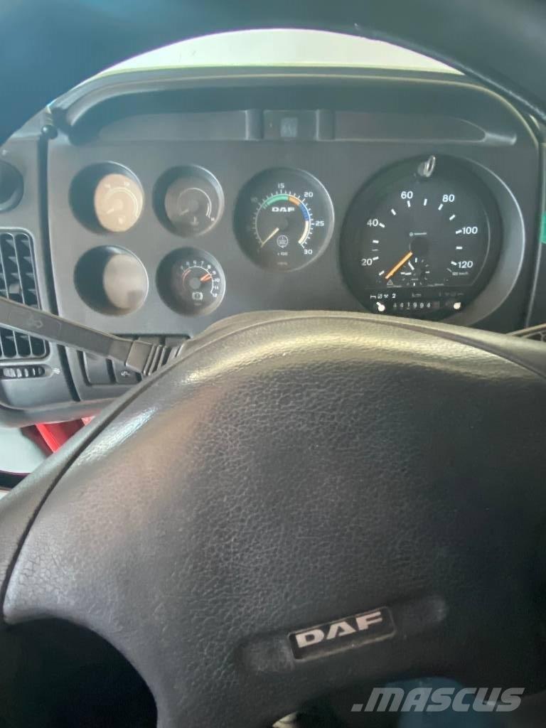 DAF XF 95.380 Tovornjaki s kesonom/platojem