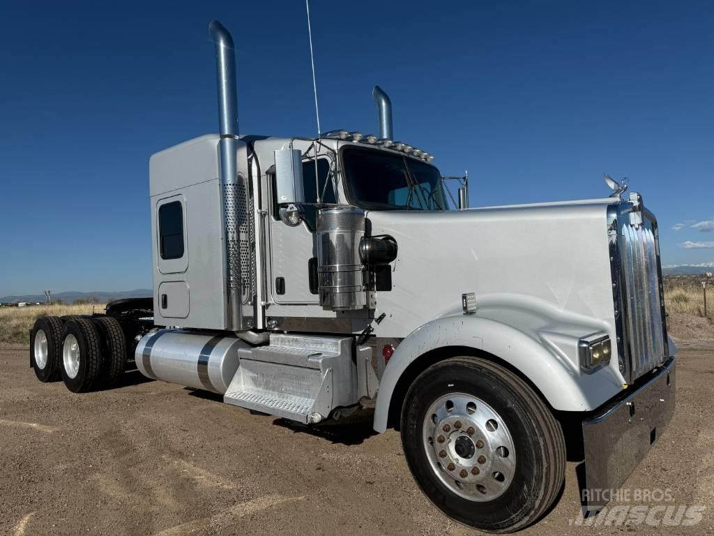 Kenworth W 900 Vlačilci