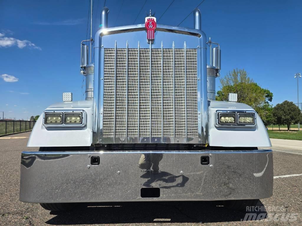 Kenworth W 900 Vlačilci