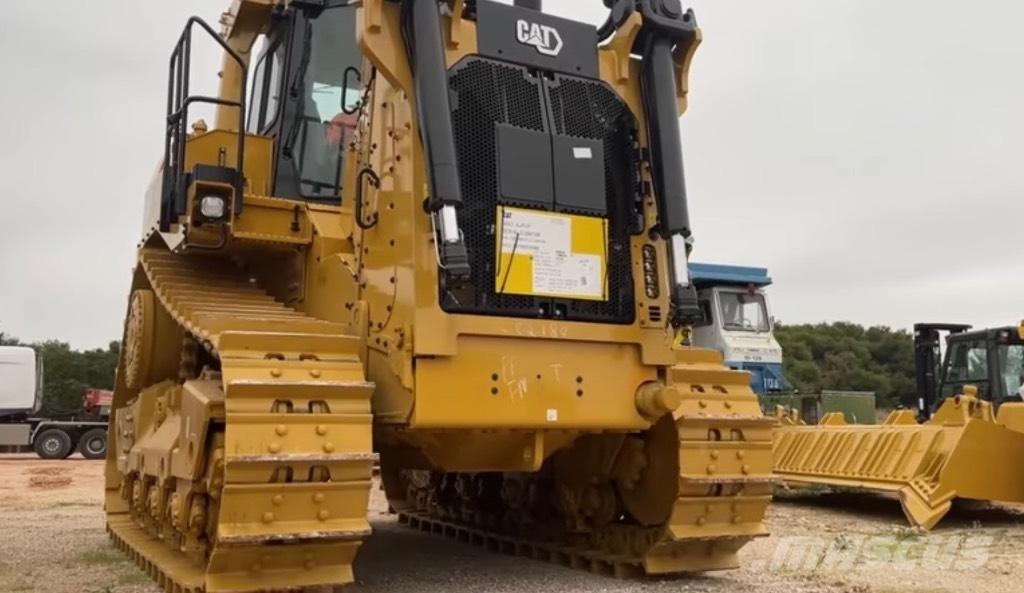 CAT D 10 Buldožerji goseničarji