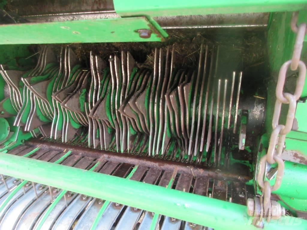 John Deere 644 Balirke (okrogle bale)