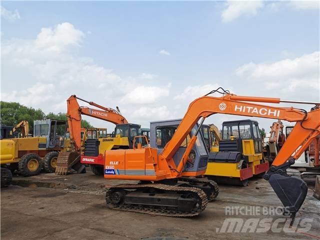 Hitachi EX60 Bagri goseničarji