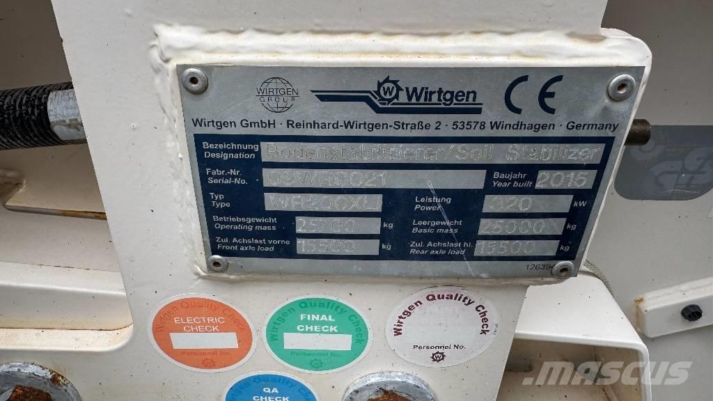 Wirtgen WR200i Stroji za recikliranje asfalta
