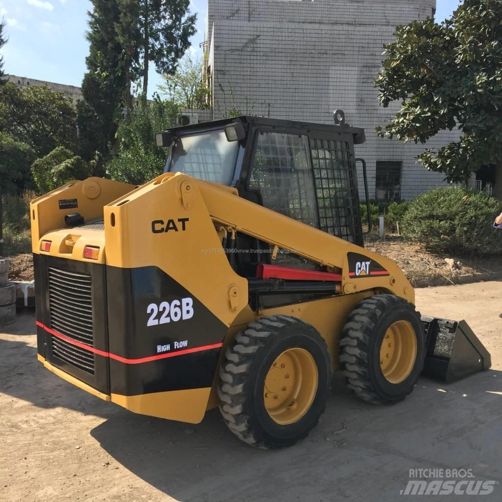 Cata-Dyne 226B Skid steer mini nakladalci