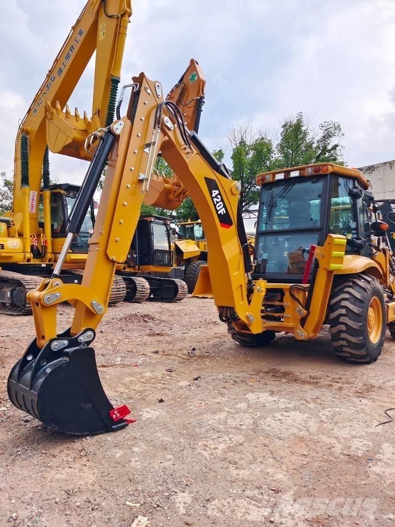 CAT 430 F Rovokopači