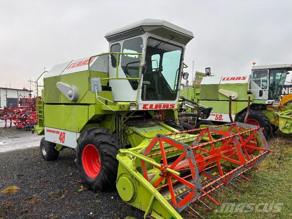 CLAAS 48 Kombajni
