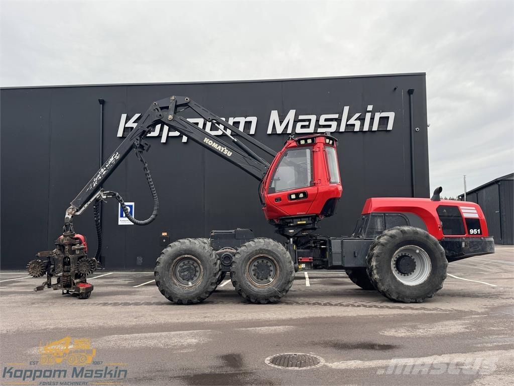 Komatsu 951 Harvesterji