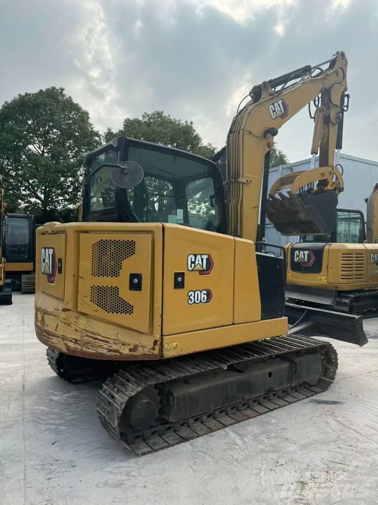 CAT 306 Mini bagri <7t