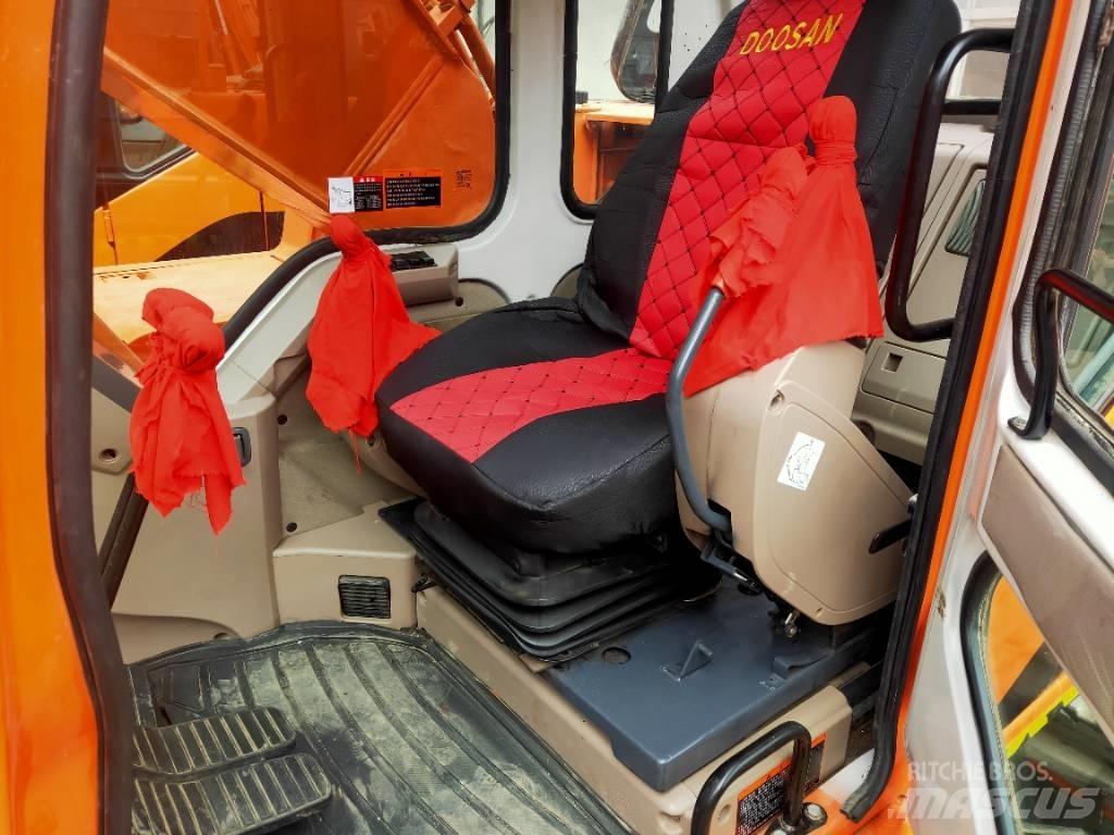 Doosan DH225LC-7 Bagri goseničarji
