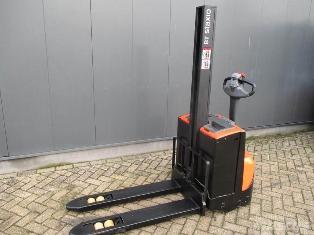BT SWE 080L Ročni električni viličar