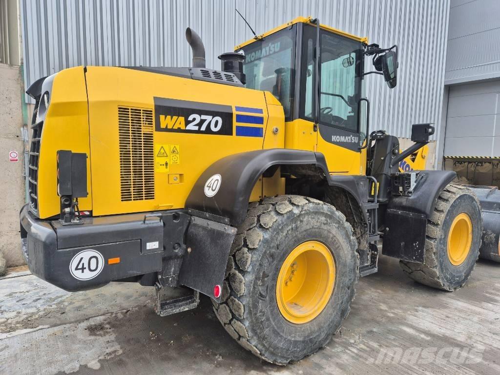 Komatsu WA 270-8 Kolesni nakladalci
