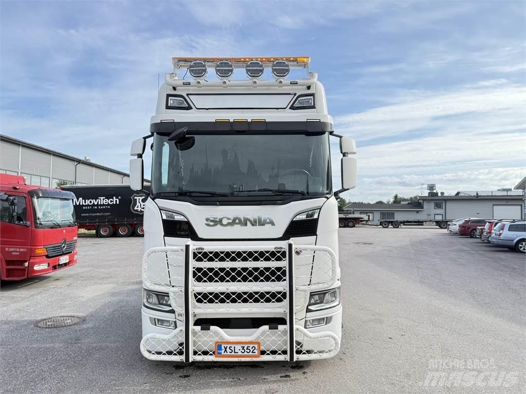 Scania R520 6X2 Vlačilci